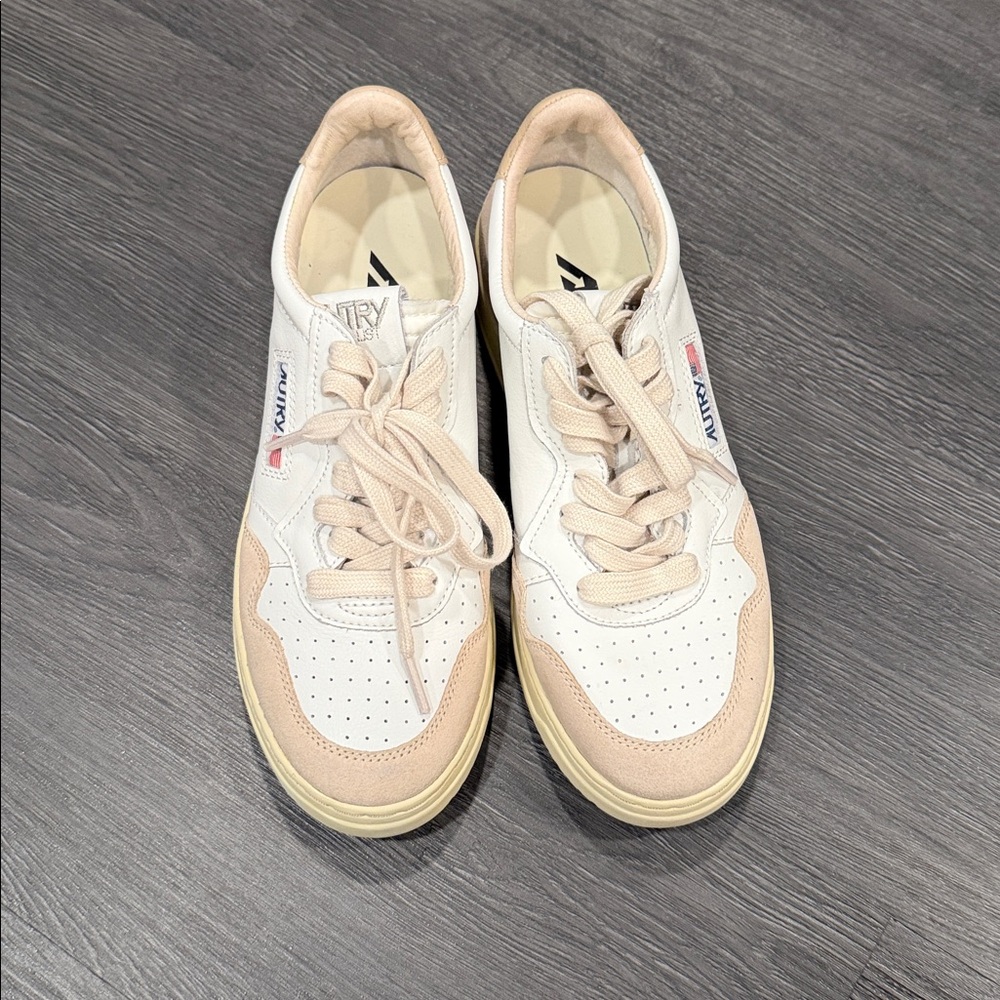 Autry White and Beige medalist Sneakers 39/8-8.5 - Picture 2 of 6